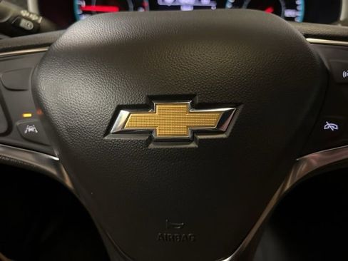 Used 2024 Chevrolet Malibu LT image 38