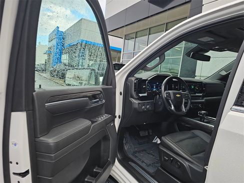 Used 2022 Chevrolet Silverado 1500 LTZ image 21