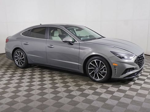 Used 2023 Hyundai Sonata Limited FWD image 17