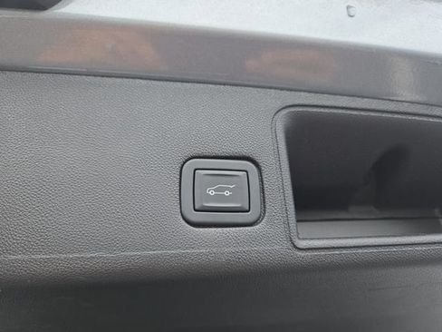 Used 2024 GMC Terrain AT4 w/ LPO, Floor Liner Package AWD/4WD image 33