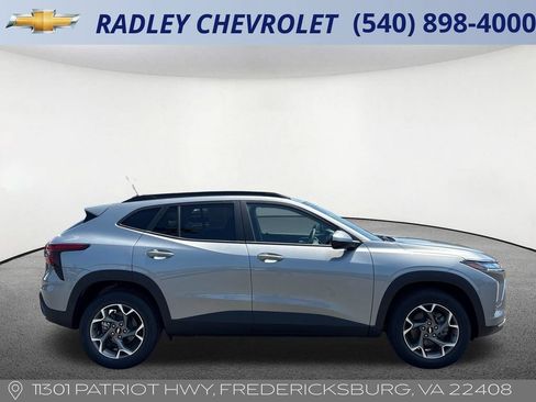Certified 2026 Chevrolet Trax LT FWD image 20