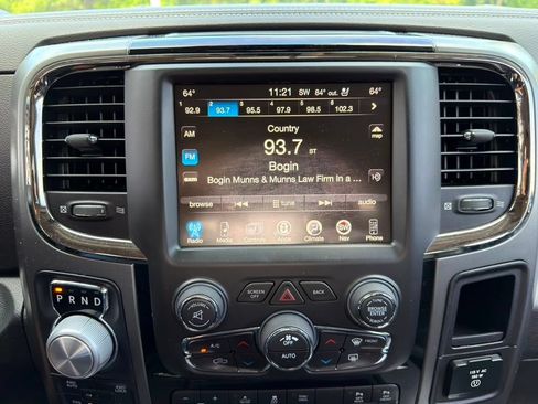 Used 2015 RAM 1500 Sport w/ Convenience Group AWD/4WD image 19