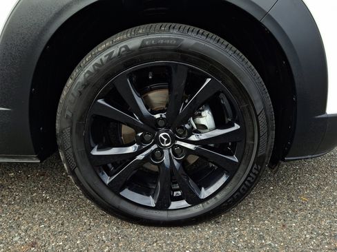 Certified 2025 MAZDA CX-30 2.5 Turbo w/ Premium Package image 8