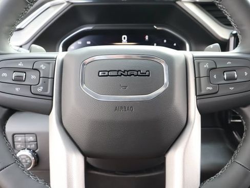 New 2026 GMC Sierra 1500 Denali w/ Denali Reserve Package AWD/4WD image 26