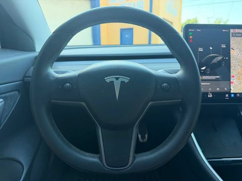 Used 2020 Tesla Model 3 Standard Range Plus RWD image 21
