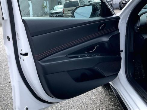 Used 2021 Hyundai Elantra N Line FWD image 9