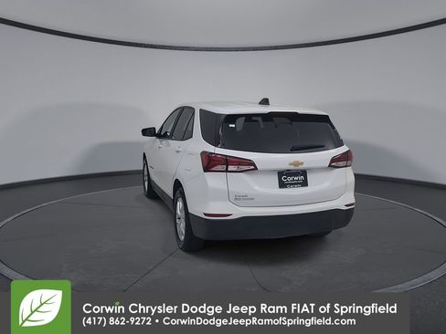 Used 2024 Chevrolet Equinox LS w/ LS Convenience Package FWD image 11