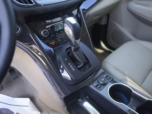 Used 2015 Ford Escape Titanium image 27