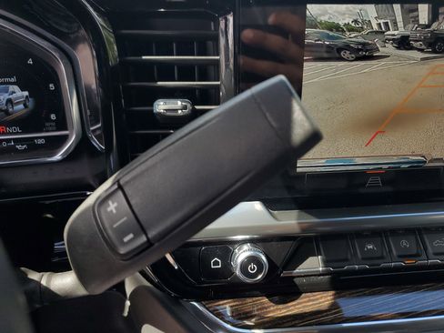 Used 2023 GMC Sierra 1500 Elevation image 18