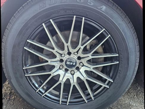 Used 2013 Ford Mustang Coupe image 9