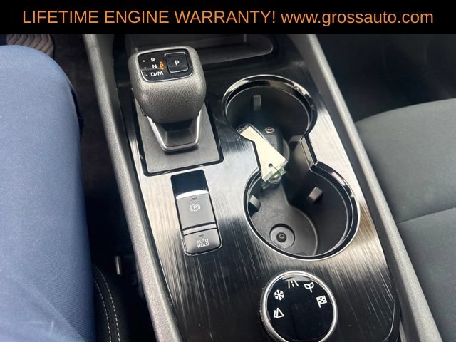 Used 2024 Nissan Rogue S AWD/4WD image 19