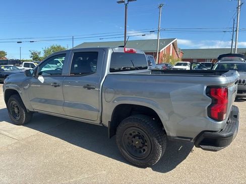 Used 2023 Chevrolet Colorado W/T image 5