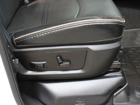 Used 2024 RAM 2500 Laramie AWD/4WD image 47