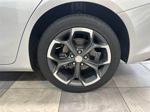 Used 2022 Chevrolet Malibu LT image 4