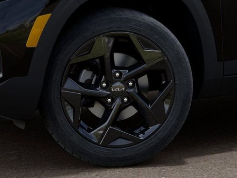 New 2026 Kia Seltos EX FWD image 9