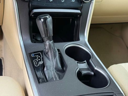 Used 2015 Toyota Camry LE FWD image 15