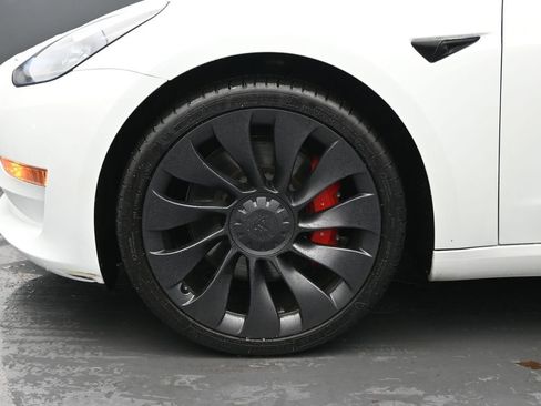 Used 2023 Tesla Model 3 Performance image 30