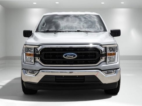 Used 2021 Ford F150 XLT w/ Equipment Group 301A Mid RWD image 4