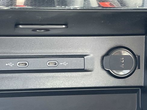 New 2026 Volkswagen Taos SE FWD image 27