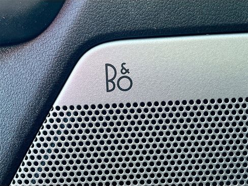 Used 2024 Ford F150 Lariat w/ FX4 Off-Road Package image 19