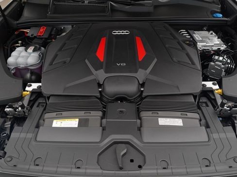New 2026 Audi SQ8 Prestige AWD/4WD image 12