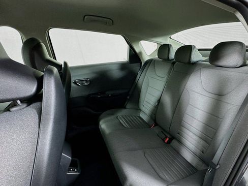 New 2025 Kia K4 EX image 25