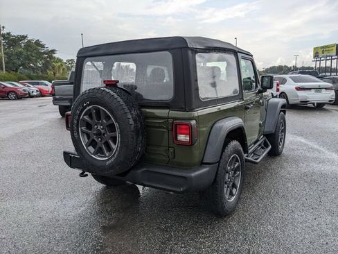 Used 2024 Jeep Wrangler Sport AWD/4WD image 4