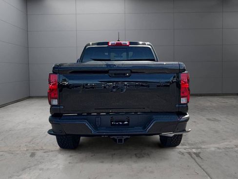 New 2026 Chevrolet Colorado Trail Boss AWD/4WD image 4
