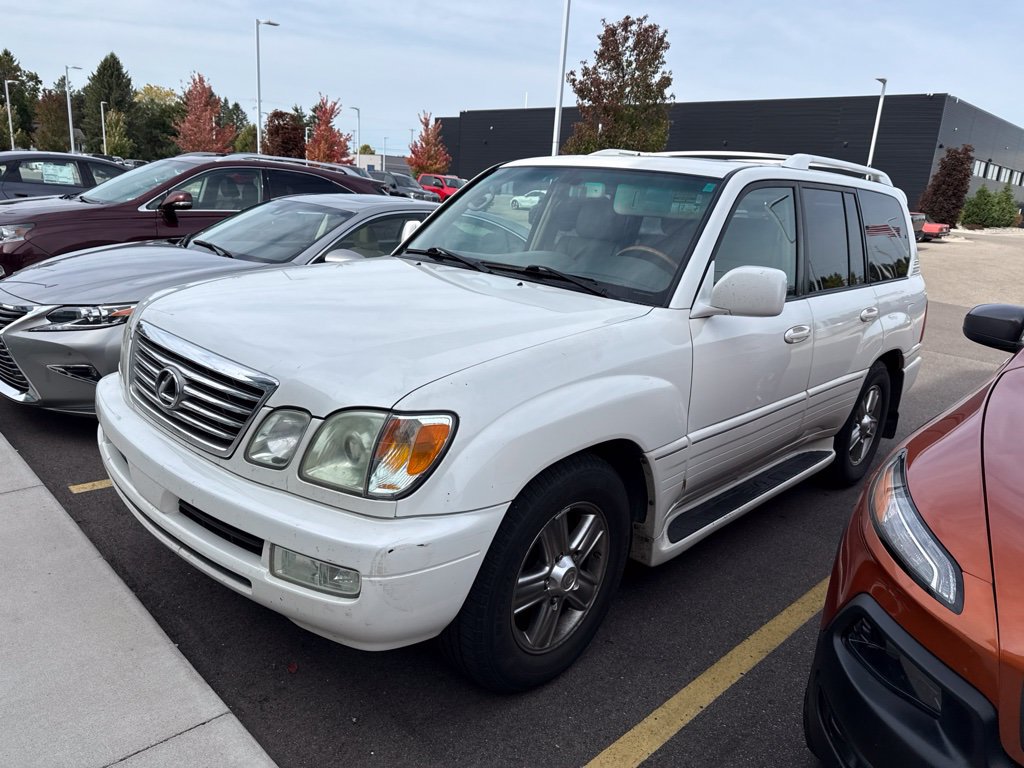Used 2007 Lexus LX 470 4WD w/ Preferred Accessory Pkg image 1