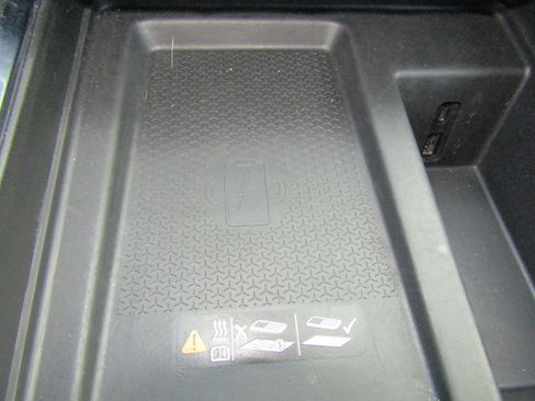 Used 2025 GMC Acadia Elevation FWD image 32
