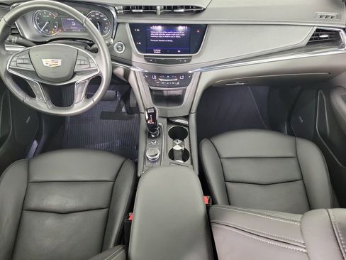 Certified 2023 Cadillac XT5 Premium Luxury AWD/4WD image 16