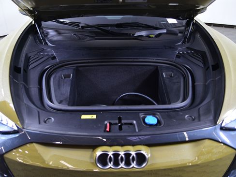 Certified 2023 Audi e-tron GT Prestige w/ Prestige Package image 15