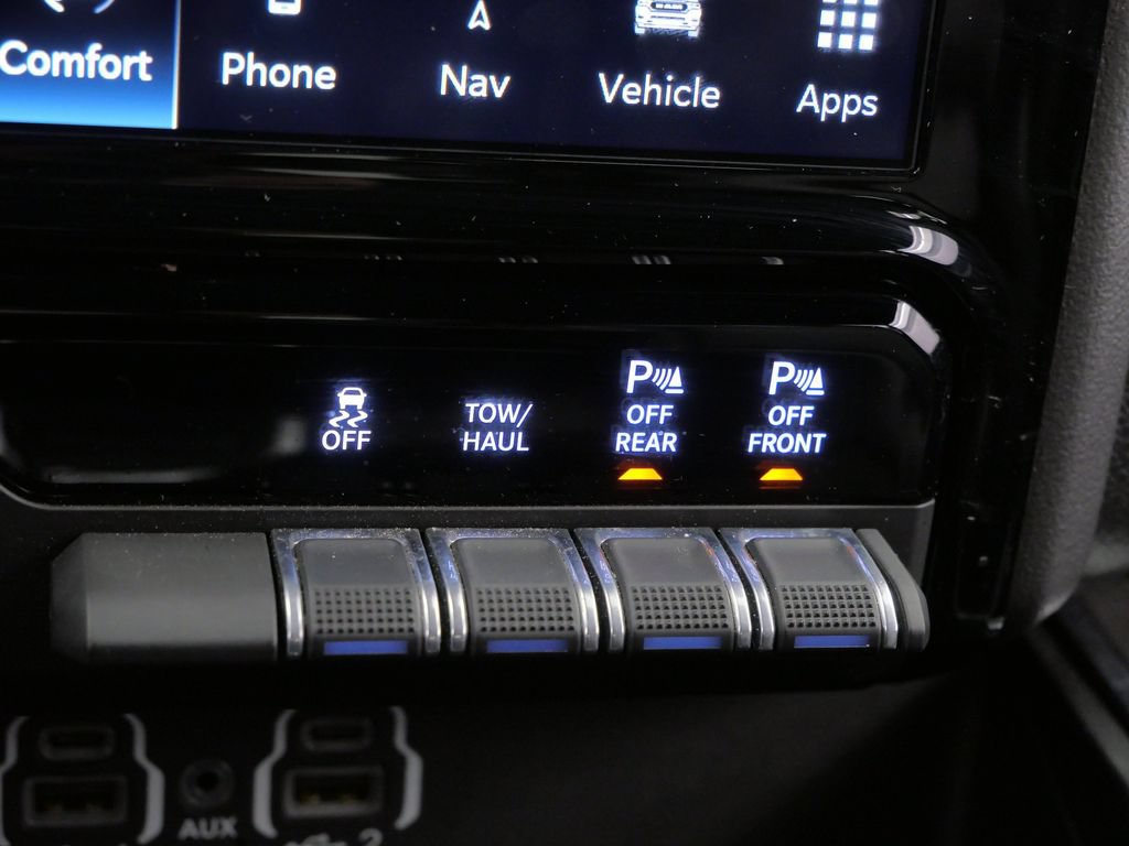 Used 2023 RAM 1500 Laramie AWD/4WD image 30