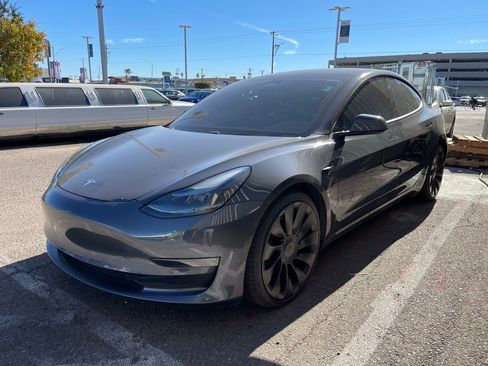 Used 2021 Tesla Model 3 Performance image 3