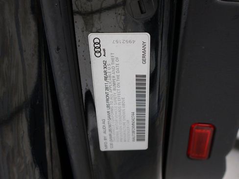 Used 2021 Audi A6 Premium Plus w/ Executive Package image 3