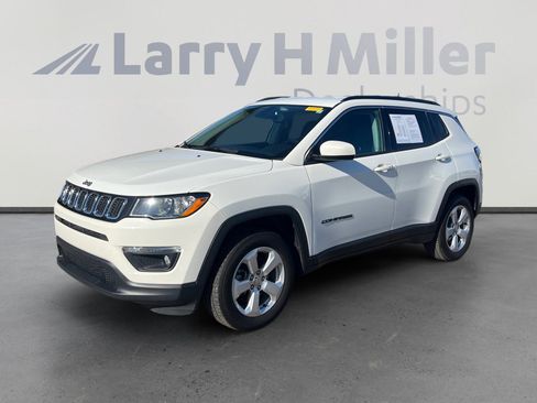Used 2019 Jeep Compass Latitude w/ Popular Equipment Group image 1