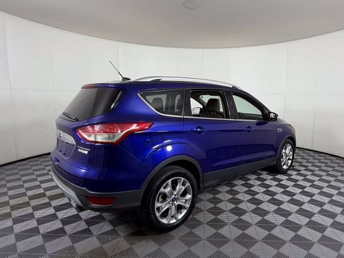 Used 2015 Ford Escape Titanium FWD image 4
