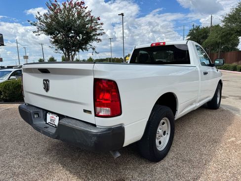 Used 2018 RAM 1500 Express RWD image 9