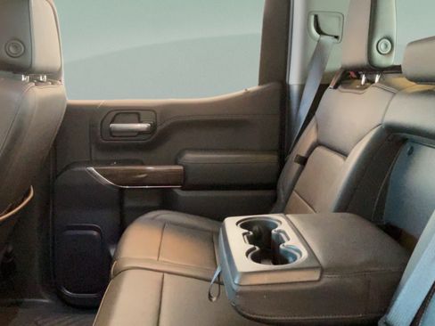 Used 2021 Chevrolet Silverado 1500 LT Trail Boss w/ Convenience Package II AWD/4WD image 32