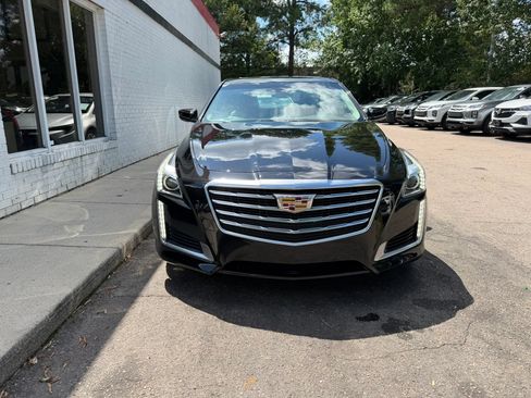 Used 2017 Cadillac CTS Luxury RWD image 3