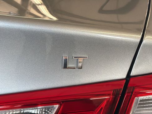 Used 2024 Chevrolet Malibu LT FWD image 10