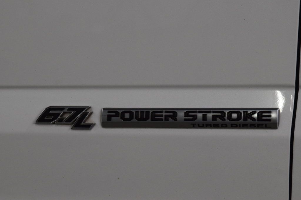 Used 2022 Ford F350 Lariat w/ Lariat Ultimate Package AWD/4WD image 15