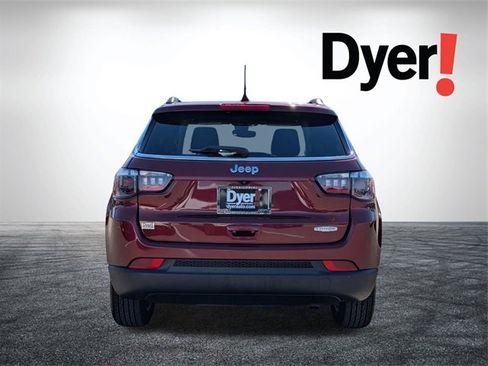 Used 2022 Jeep Compass Latitude image 7