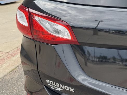 Used 2020 Chevrolet Equinox LS w/ LS Convenience Package FWD image 7