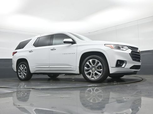 Used 2020 Chevrolet Traverse Premier w/ LPO, Floor Liner Package FWD image 72
