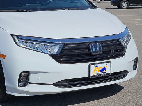 Used 2024 Honda Odyssey Elite image 7