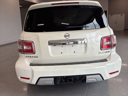 Used 2018 Nissan Armada Platinum image 7