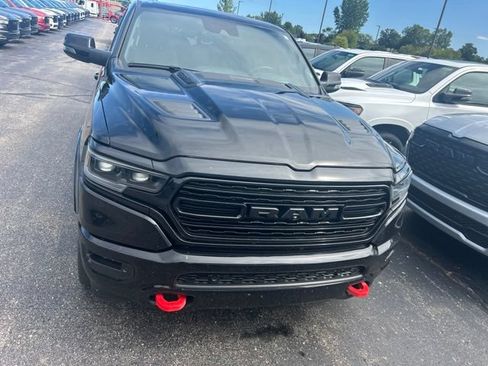 Used 2023 RAM 1500 Limited AWD/4WD image 5