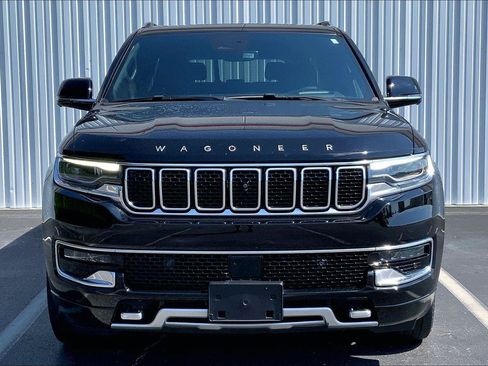 Used 2024 Jeep Wagoneer Series II w/ Convenience Group I AWD/4WD image 3