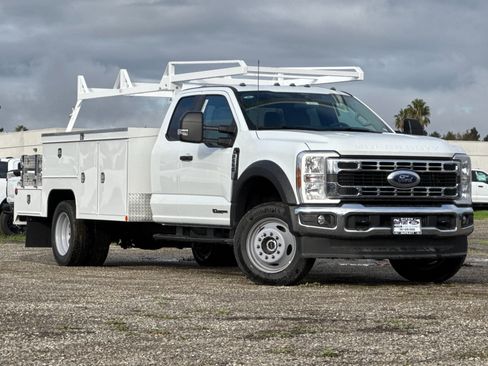 New 2026 Ford F550 XL image 2